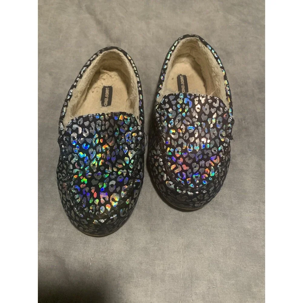 Girl's Land's End Shiny Animal Print Black & Silver Mocassins, Size 5 Used